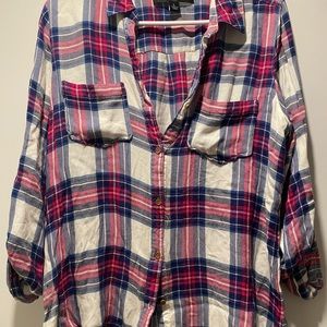 Plaid two pocket button down shirt
